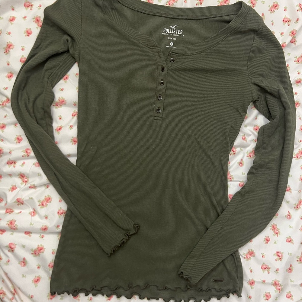 Hollister Henley Top